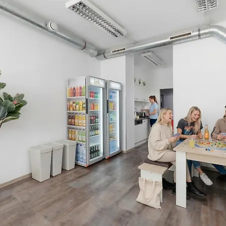 UrbanKey Studio Hostel - Vienna Neubau-2